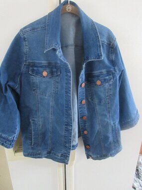DG2 Diane Gilman modern Denim Jacket Blue  Stretch Plus Size 1X  3/4 slv